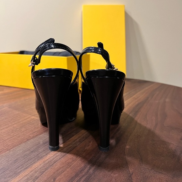 Fendi Platform Slingback Heel - Picture 7 of 11